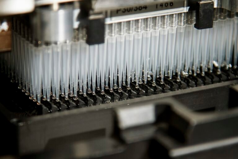 Equipamento de laboratório usado no exame de PSA